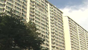 거래 두절&middot;집값 하락&hellip;부동산 불패 신화의 몰락