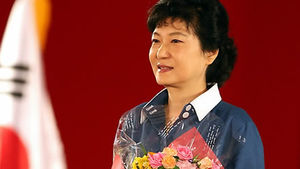 박근혜 "유신 역사판단에 맡겨야" 거듭 주장
