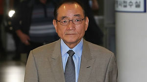 '수사기밀 누설' 김효재 전 수석 집유