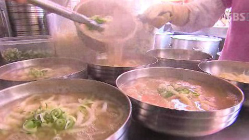 '1000원 국수' 소비자 겨냥…창업도 불황형