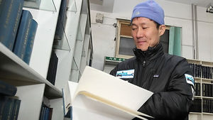 "투병 부친 위해" 극한마라톤 도전하는 시각장애인