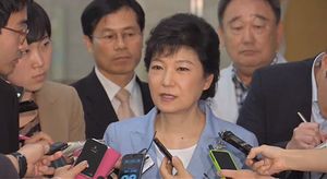 [영상] 박근혜 "인혁당 유가족 동의한다면 찾아뵙겠다"