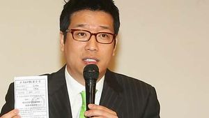 법원 "강병규 출국금지기간 연장 위법"