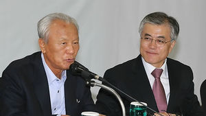 박 승, 문재인에 "FTAㆍ제주기지 지지해야" 고언