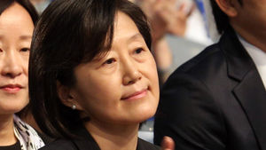 안 후보 부인 김미경 교수 여수 모교서 일일교사