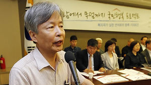 이정우 "청와대 이전&middot;인사권 축소 동의 어려워"