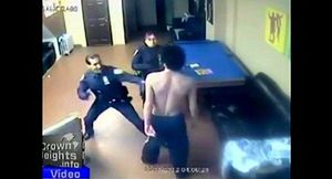[영상] 뉴욕 경찰, 노숙자 상대 무차별 주먹질&hellip;논란