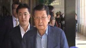 LIG 구자원 회장 소환&hellip;'사기성 어음발행' 추궁