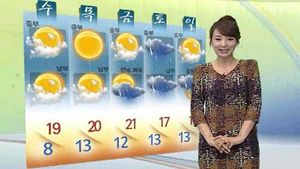[날씨] 천둥&middot;번개 동반 강한 비&hellip;오후 늦게 그쳐