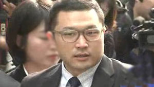 [영상] 긴장한 이시형 "특검에서&hellip;" 말만 반복