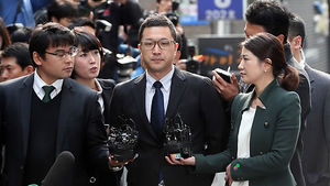 역대 대통령 자녀 줄줄이 수사&hellip;특검엔 처음