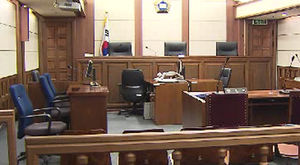 '수원 노숙소녀 살인사건' 피고인 재심서 무죄
