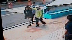 [영상] 취객이 여성 머리채 잡고&middot;&middot;&middot;또 '묻지마 폭행'