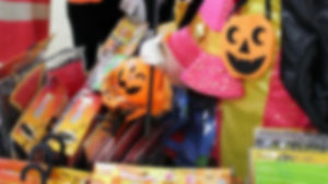 정체불명 '노는 날' 때문에&hellip;등골 휘는 부모