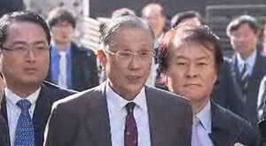 대통령 큰형 이상은씨, 특검 출석&hellip;'6억' 조사