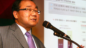 황상민 '朴 생식기만 여성' 발언에 새누리 격앙