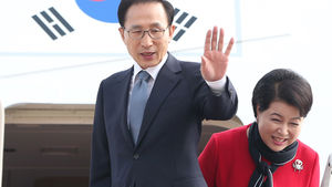 이 대통령 "한국, 위기서 가장 먼저 탈출할 것"