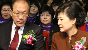 새누리 "文흑색선전, 거당적 범죄" 강력규탄