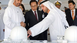 이 대통령 "UAE 원전, 세계에서 가장 완전"