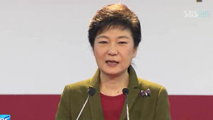 박근혜, 국회의원직 사퇴&hellip;선거전 준비 돌입