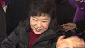 박근혜 수도권 집중 유세&hellip;'중산층 재건' 강조