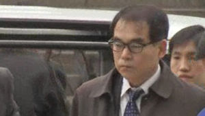 특임검사팀, '10억 원대 뇌물' 김광준 구속기소