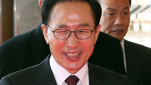 이 대통령 "임기 후에도 학교폭력에 관심 가질 것"