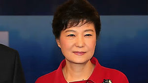 朴 "편가르거나 선동하지 않는 100% 대한민국 건설"
