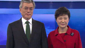 박근혜-문재인, 첫 양자 TV토론&hellip;쟁점마다 격돌