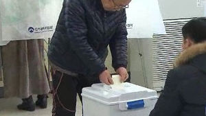 서울 종로, 투표 순조로운 진행&hellip;추운 날씨에도 긴 줄