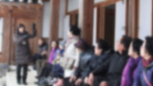 '박근혜 당선 효과'&hellip;옥천 육영수 생가 '북적'