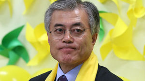문재인 "진주의료원 일방적 폐업 결정 잘못됐다"