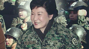 박근혜 당선인 "군 처우 개선&hellip;국회 존중"