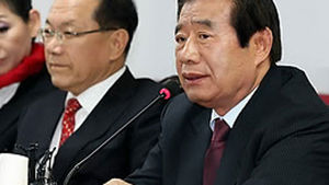 황우여&middot;한광옥, 한진중공업 직원 빈소 방문