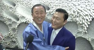 [영상] 반기문 총장, 싸이에 '신년 덕담'