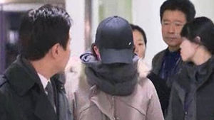 국정원 직원 4일 재소환&hellip;"'댓글' 의심 흔적"
