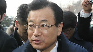 이현재 "중소, 중견기업으로 발전하도록 제도 점검"