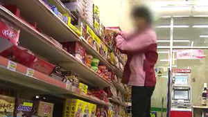 '알바' 착취&hellip;최저임금 이하 월급에 초과 근무
