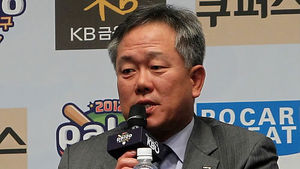 '입시비리' 양승호 전 롯데 감독에 징역 1년3월 선고
