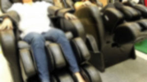 "척추수술 환자, 안마의자 사용하지 말아야"