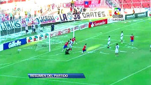 그라운드 가르는 40m 폭풍 프리킥!