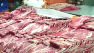 수입산 뼈&middot;고기 붙여 국내산 돼지갈비 둔갑