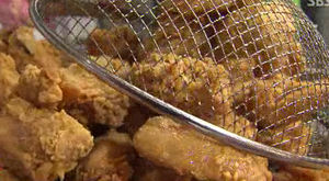 치킨집 절반, 3년 못 버틴다&hellip;"경쟁 압박감"