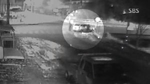 다리 이름판 싹쓸이&hellip;절도 현장 CCTV 포착