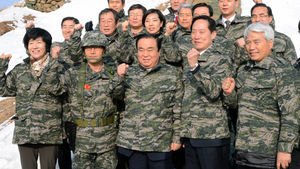 [취재파일] 민주당, 잇단 군부대 방문&hellip;왜?