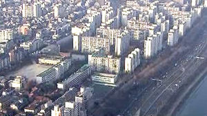 국민 51% "앞으로 집값 더 떨어진다"