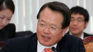 정의화 "여 지도부, 박 대통령에 3자회동 건의해야"