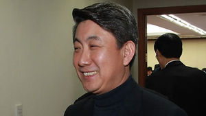 이동관, 특임대사직 사임&hellip;"이 대통령 모실 것"