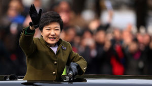 '박근혜 정부' 출범&hellip;경제계, 경제부흥 주문