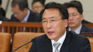 방하남 장관, 통상임금 노사정 대화 공식 제안